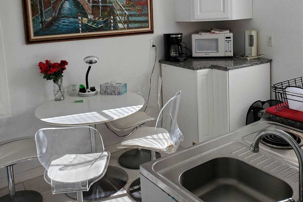 Photo of Kitchen in Melbourne Beach