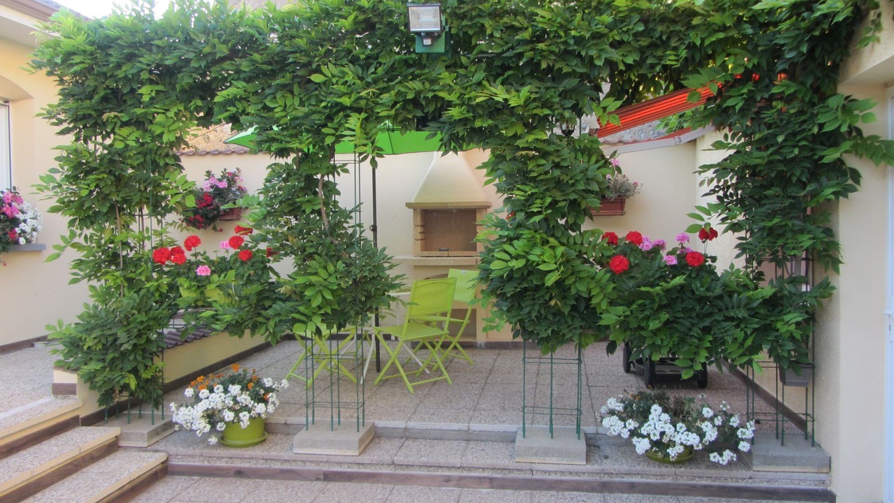 Photo of Patio Balcony in Choloy-Menillot