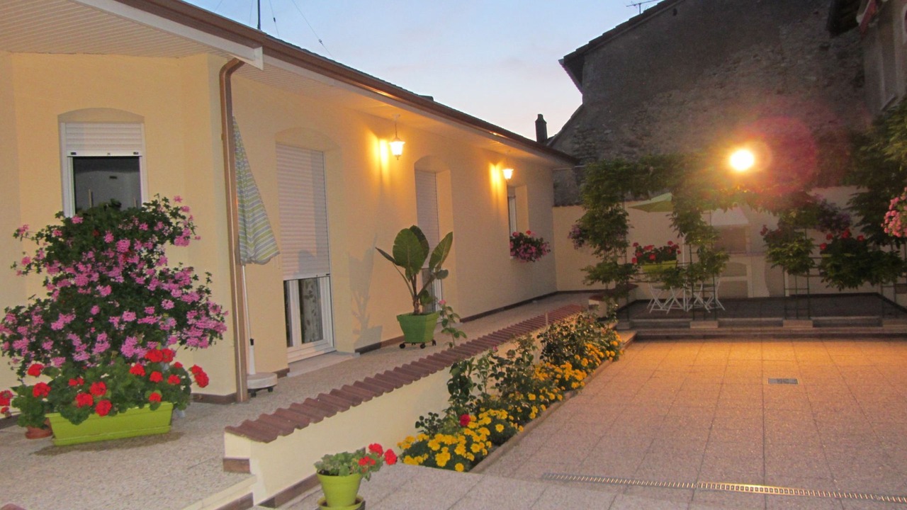 Photo of Outdoor in Choloy-Menillot