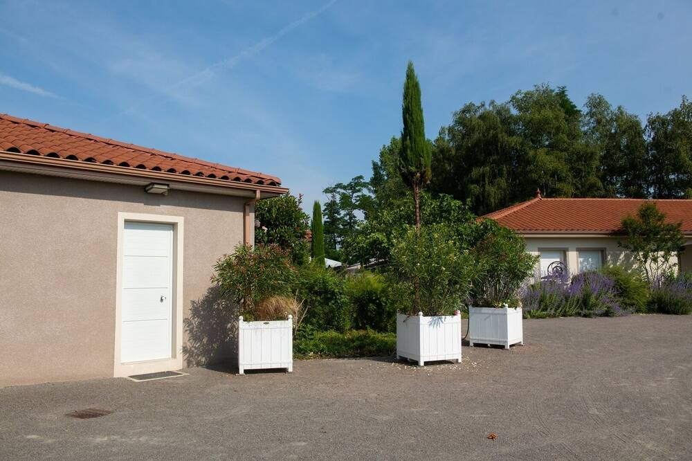 Photo of Outdoor in Savigneux