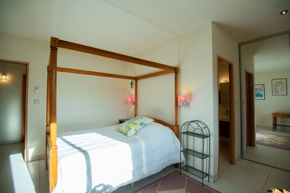 Photo of Bedroom in Savigneux