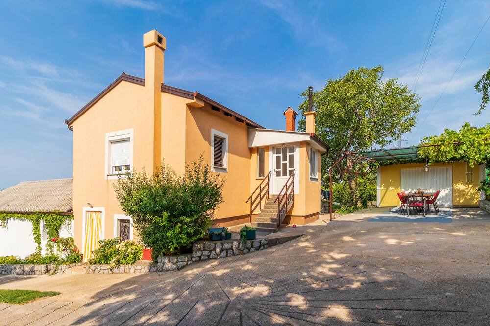 Photo of Outdoor in Praputnjak