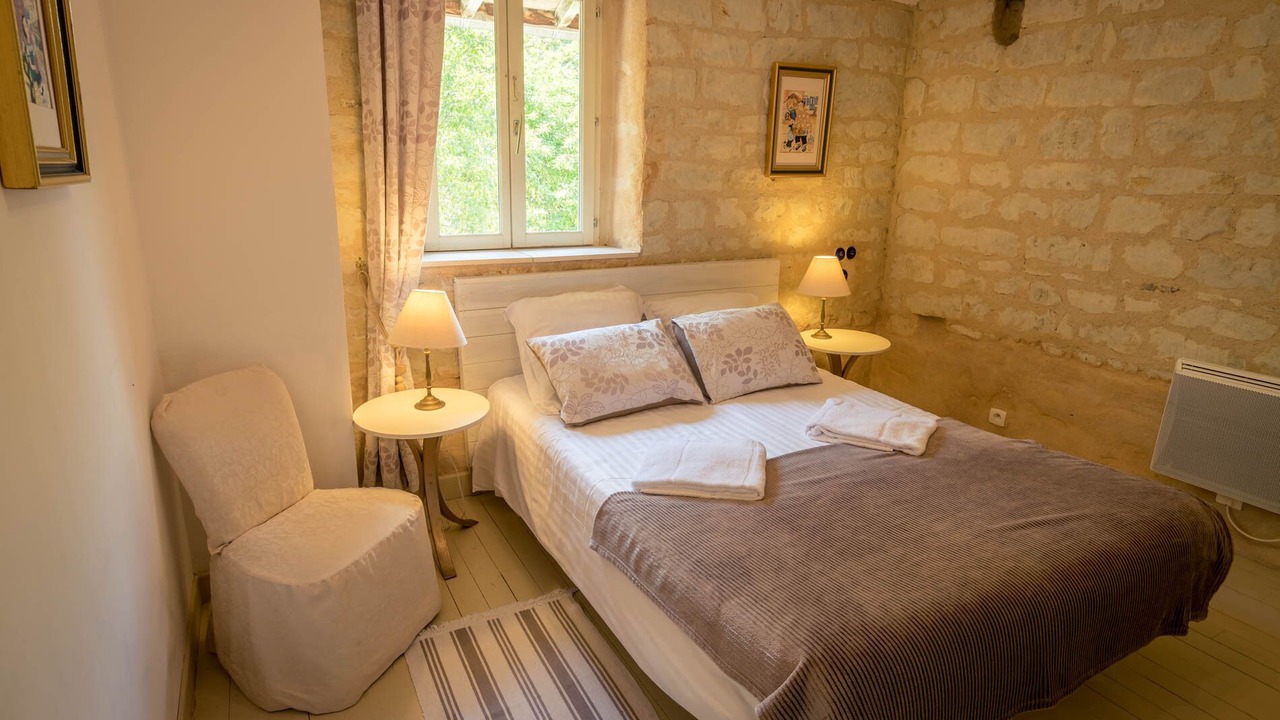 Photo of Bedroom in Saires
