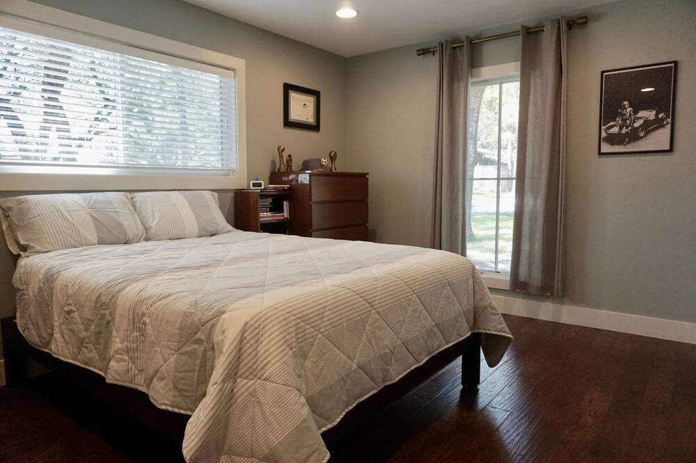 Photo of Bedroom in Westover Hills