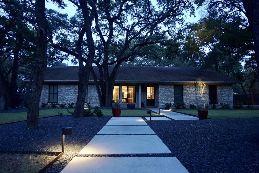 Photo of Outdoor in Westover Hills