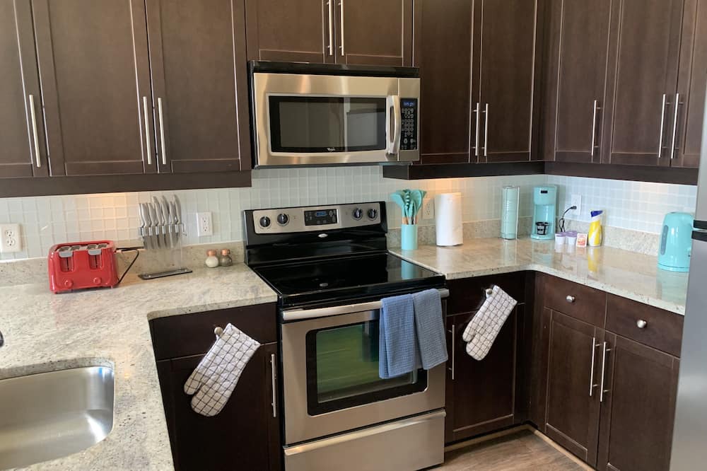 Photo of Kitchen in Jefferson Manor