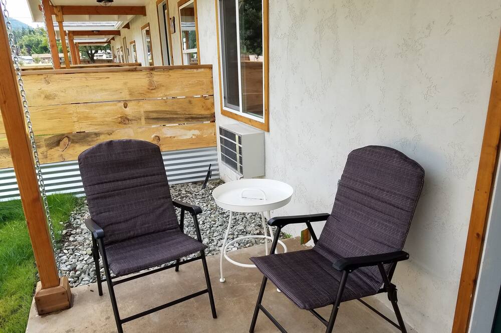 Photo of Others in Fruitdale