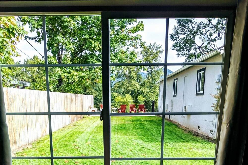 Photo of Others in Fruitdale