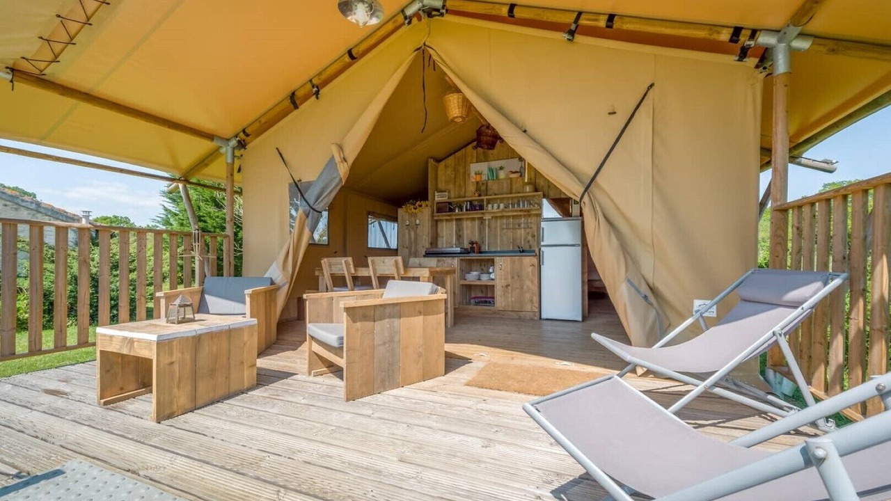 Photo of Patio Balcony in Saires