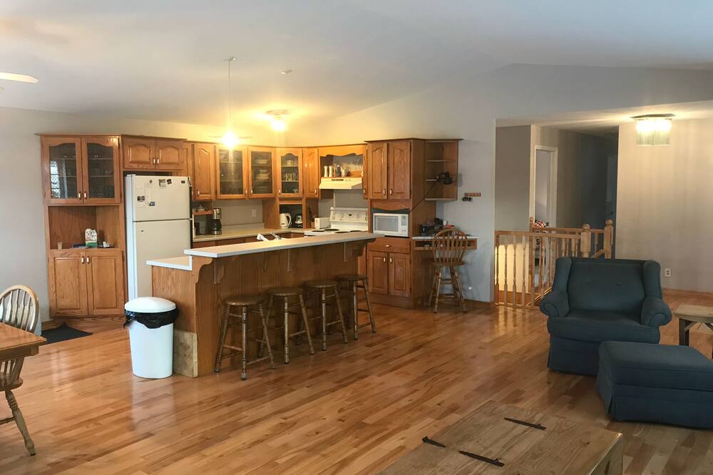 Photo of Livingroom in West Arm