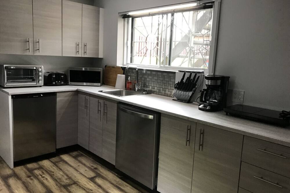 Photo of Kitchen in Laval