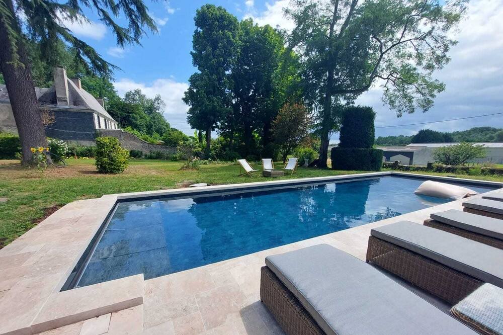 Photo of Outdoor in Cinq-Mars-la-Pile