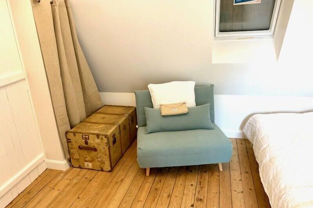 Photo of Bedroom in Cinq-Mars-la-Pile