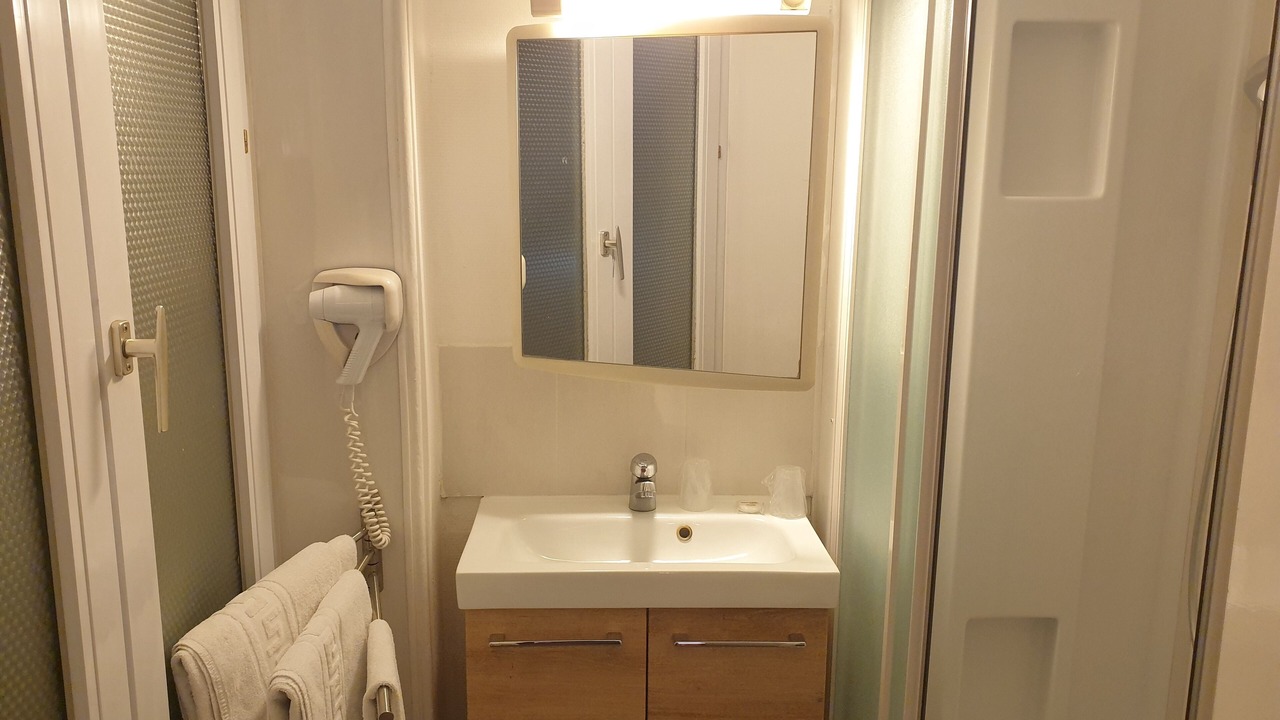 Photo of Bathroom in Saint-Serge