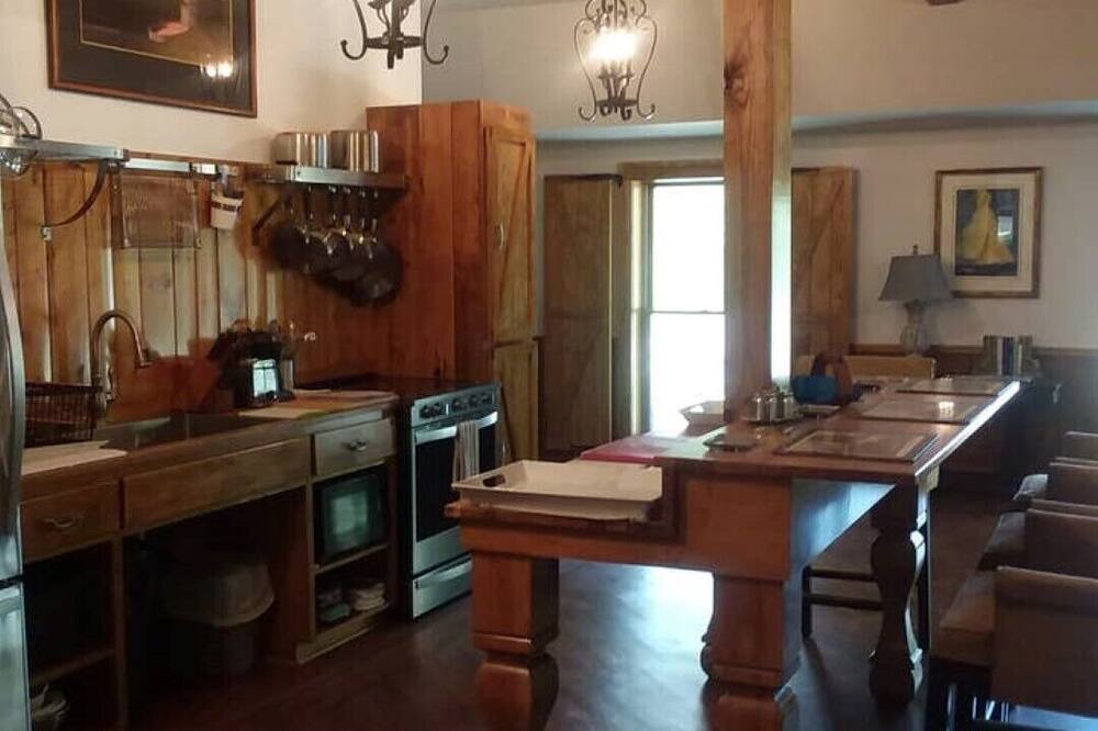 Photo of Kitchen in Cassatt
