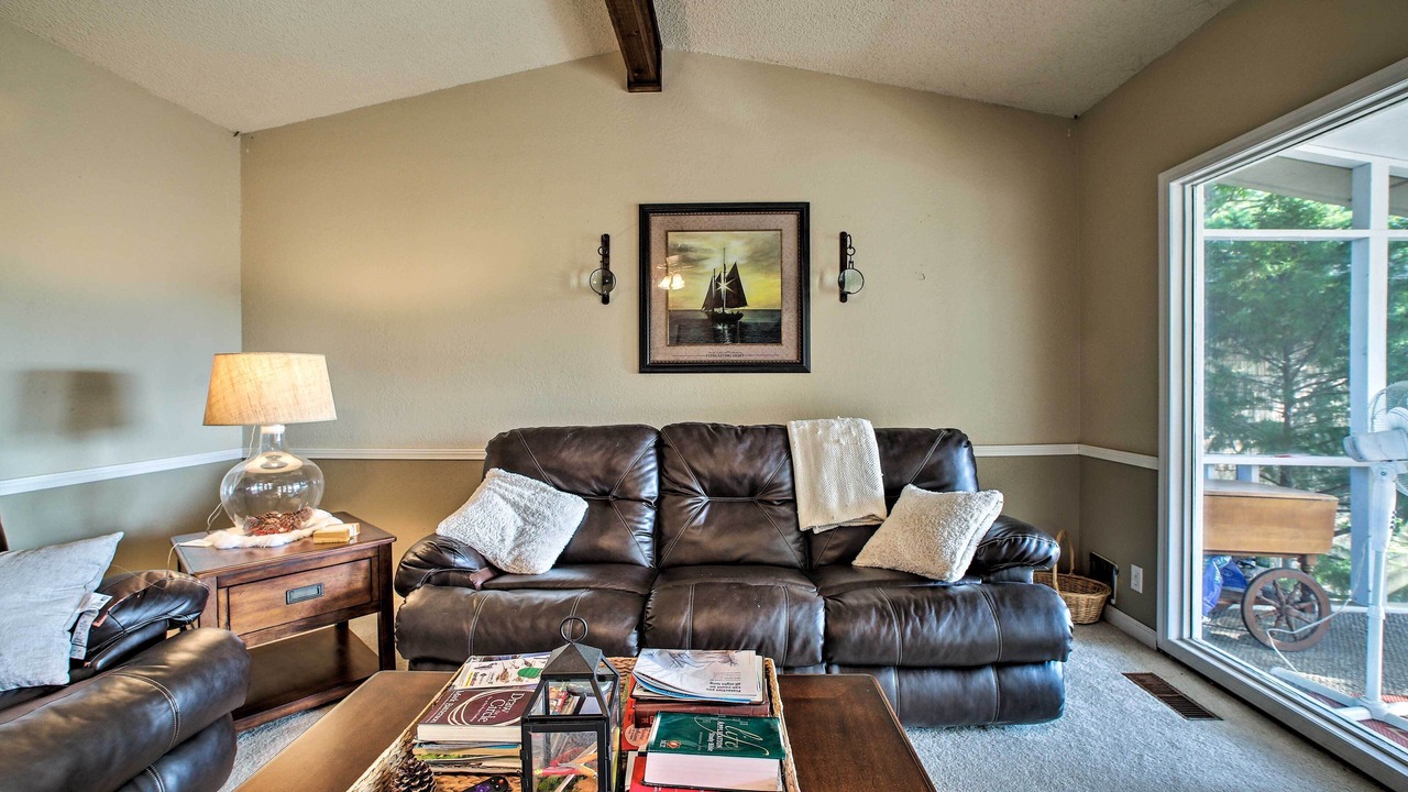 Photo of Livingroom in Rogers
