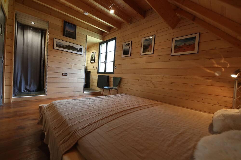 Photo of Bedroom in Saint-Pastous