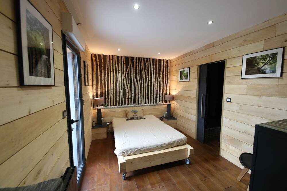 Photo of Bedroom in Saint-Pastous