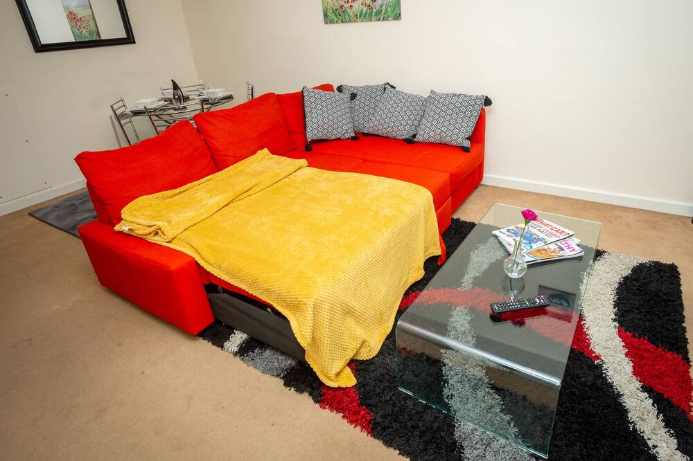 Photo of Livingroom in Fenny Stratford