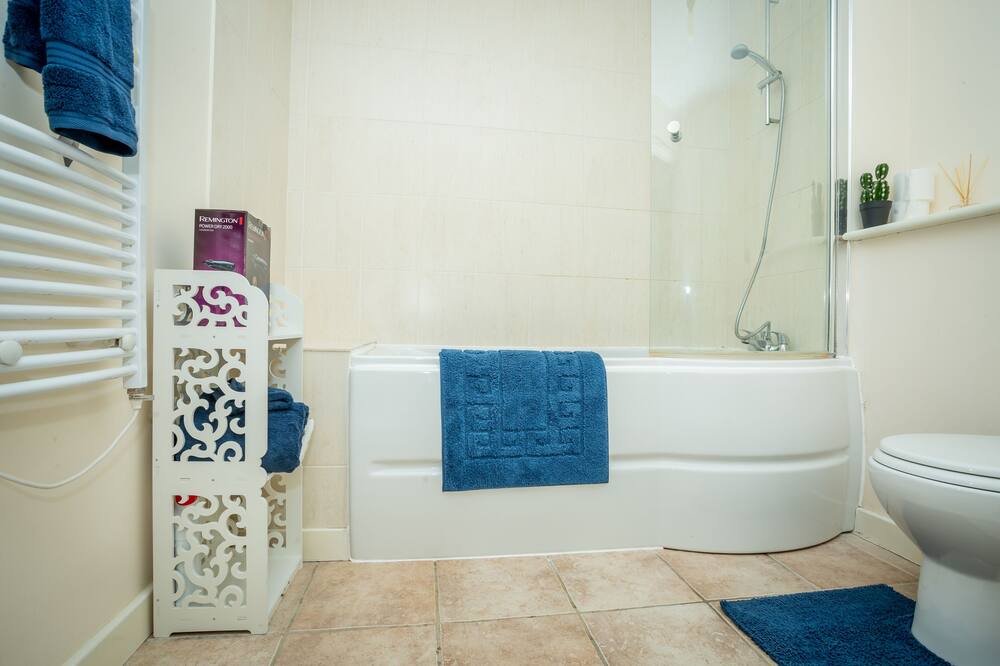 Photo of Bathroom in Fenny Stratford