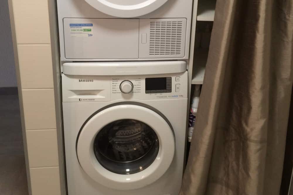 Photo of Others in Les Fins