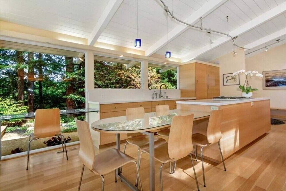 Photo of Others in Monterey Ter