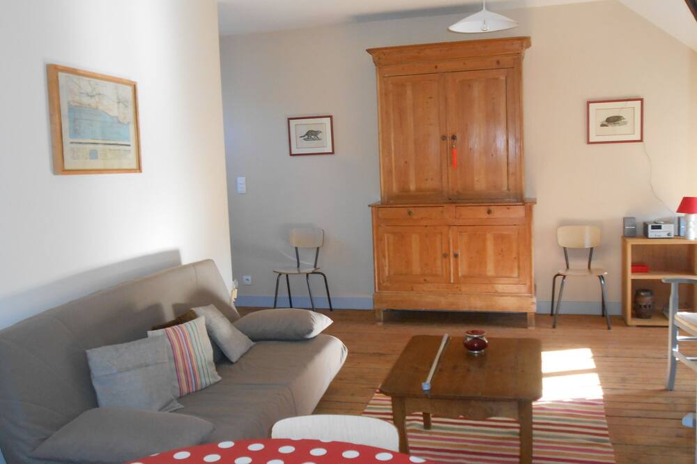 Photo of Livingroom in Vierville-sur-Mer