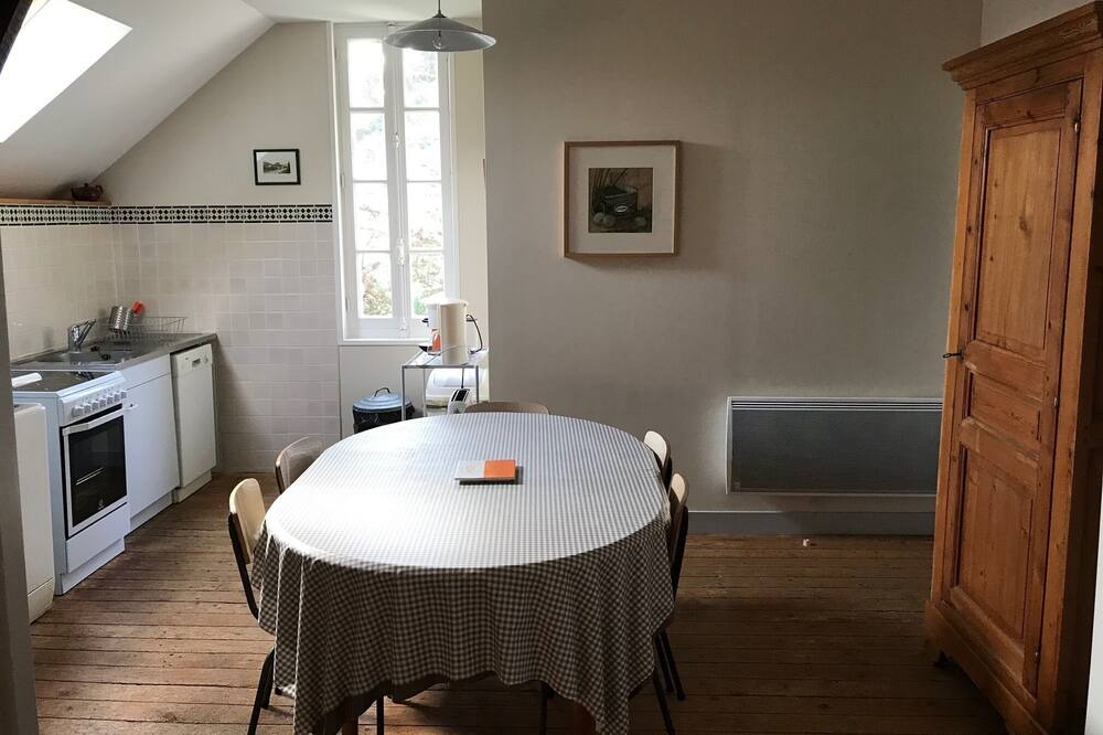 Photo of Kitchen in Vierville-sur-Mer