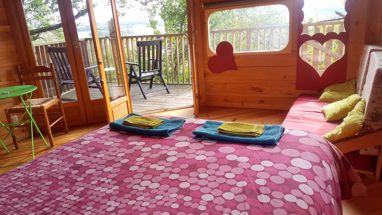 Photo of Others in Saint-Victor-Rouzaud