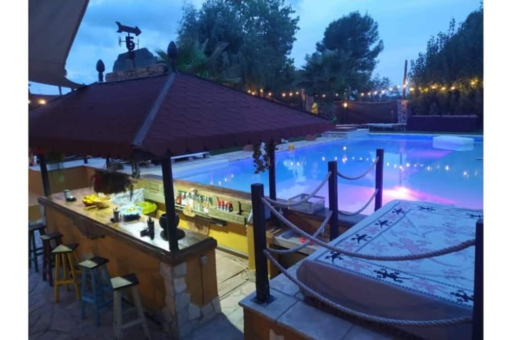 Photo of Outdoor in Rubi