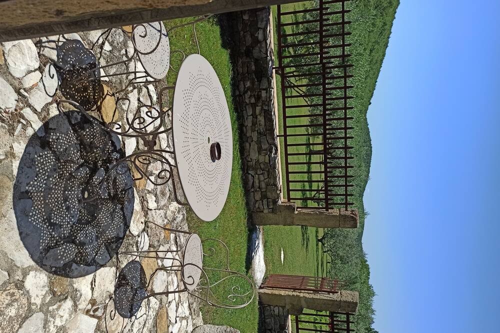 Photo of Outdoor in Lardiers