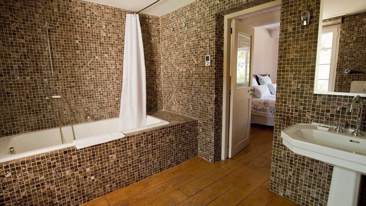 Photo of Bathroom in Eygalieres