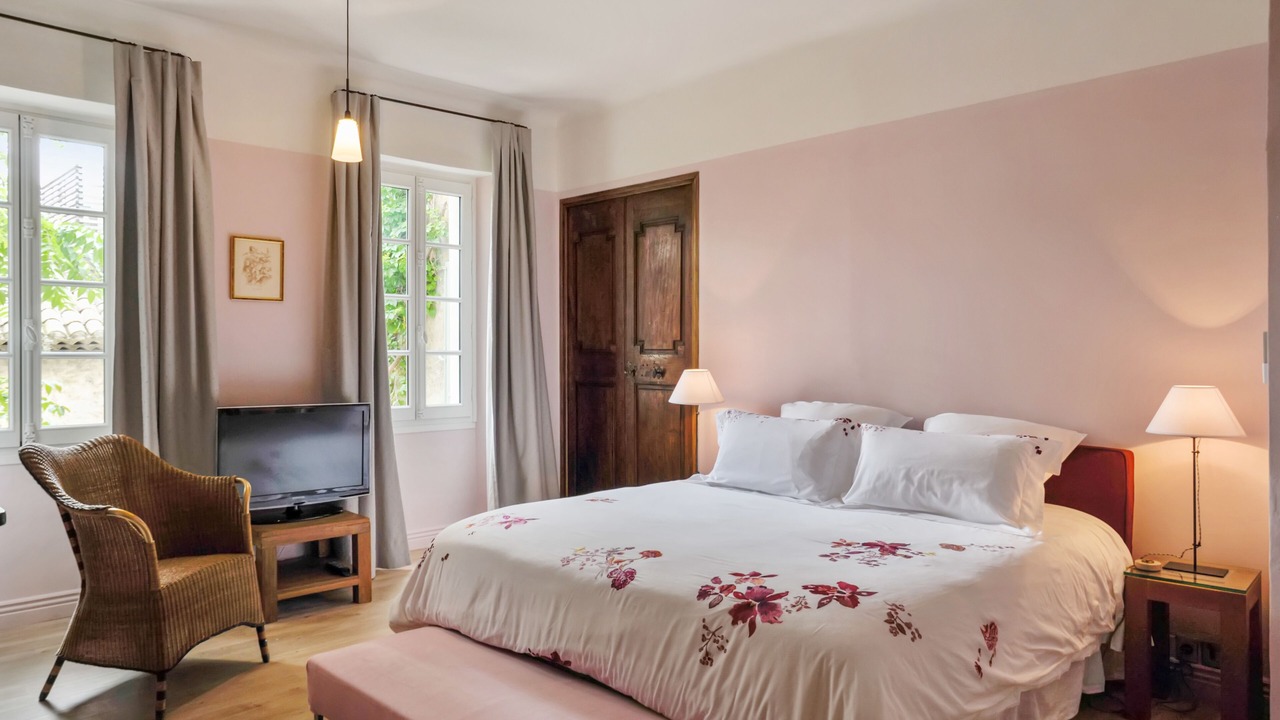 Photo of Bedroom in Eygalieres