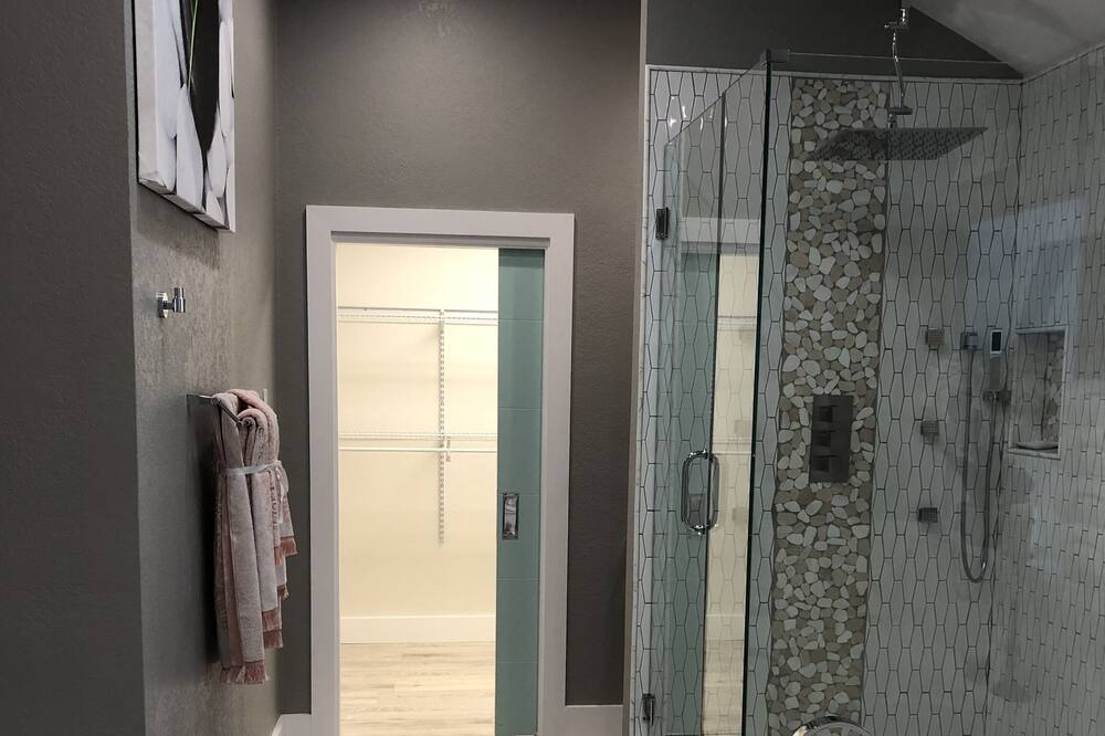 Photo of Bathroom in Dallas