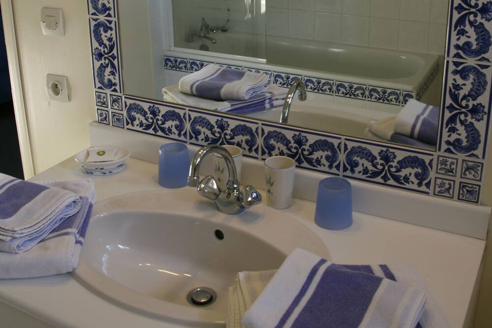 Photo of Bathroom in Montresor