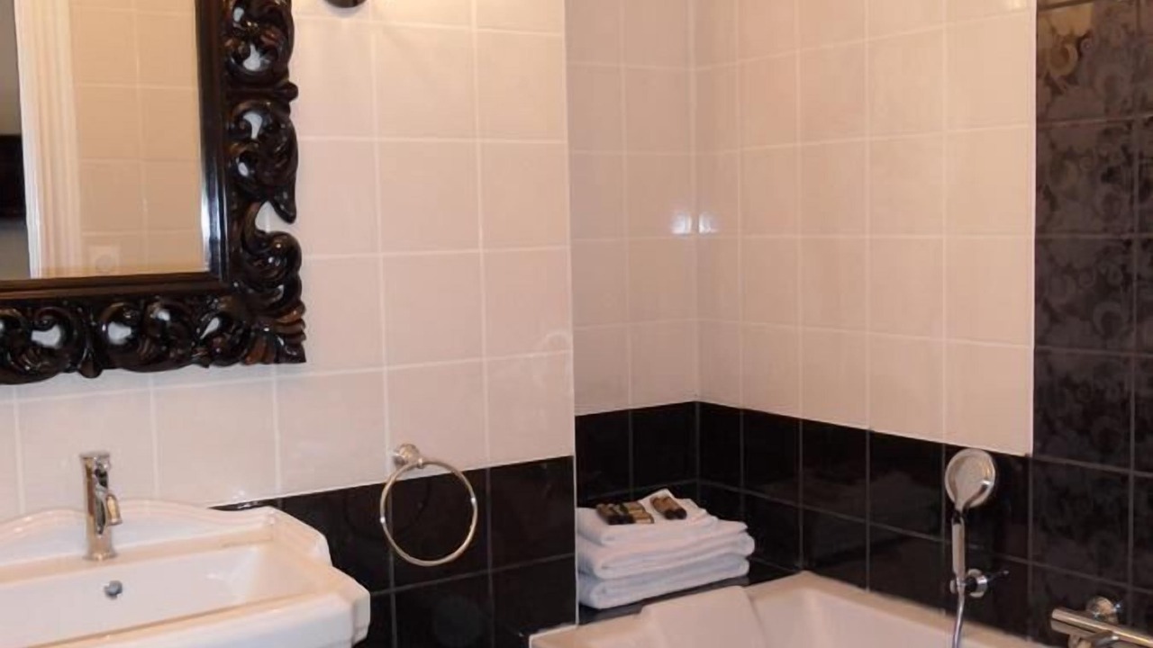 Photo of Bathroom in Saint-Cirgues-sur-Couze