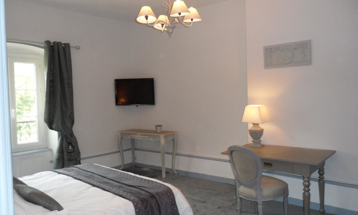 Photo of Bedroom in Saint-Cirgues-sur-Couze
