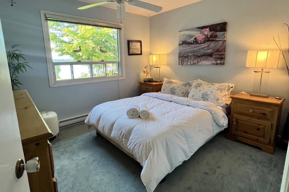 Photo of Bedroom in Bobcaygeon
