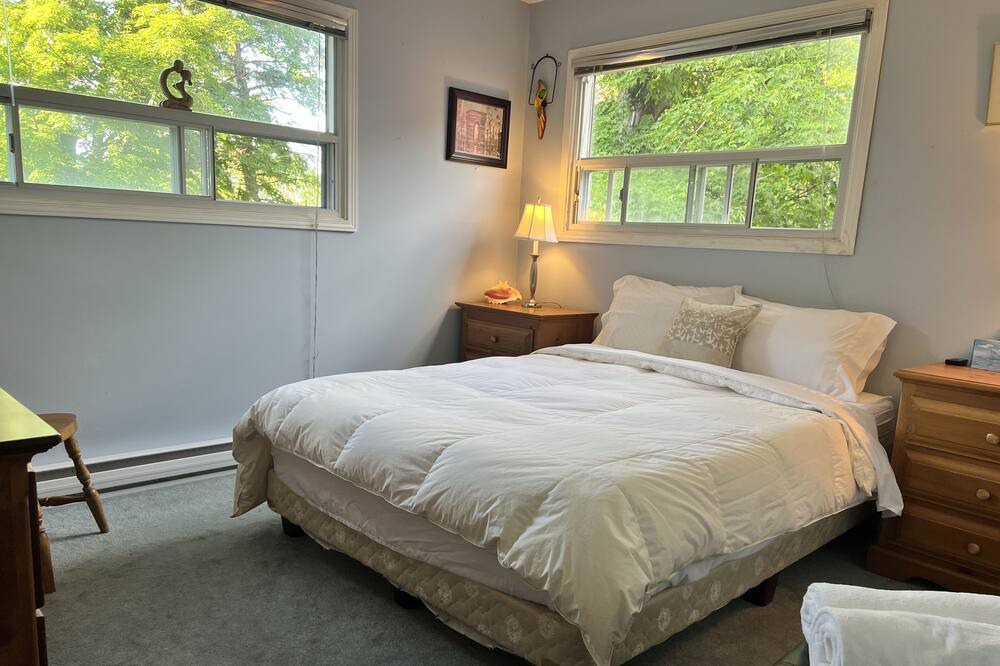 Photo of Bedroom in Bobcaygeon