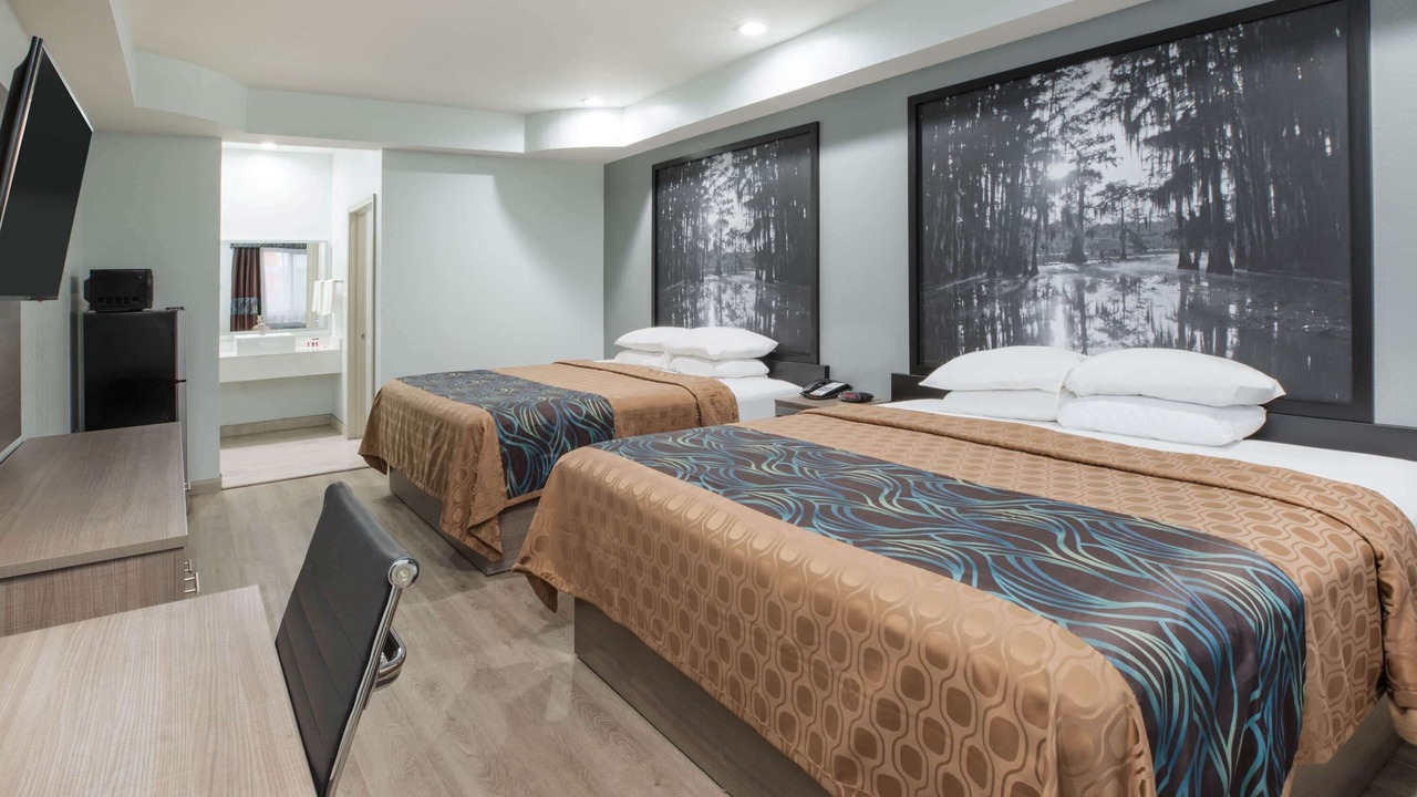 Photo of Bedroom in Humble
