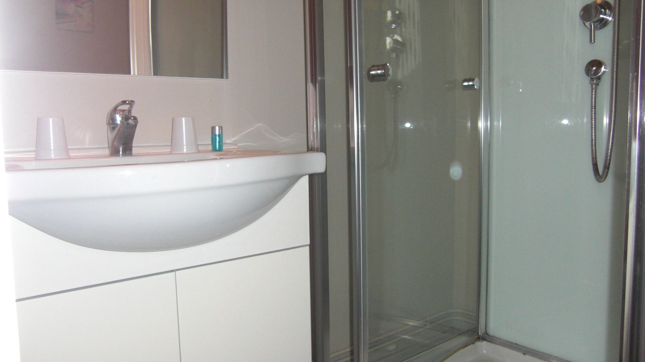 Photo of Bathroom in Epernay