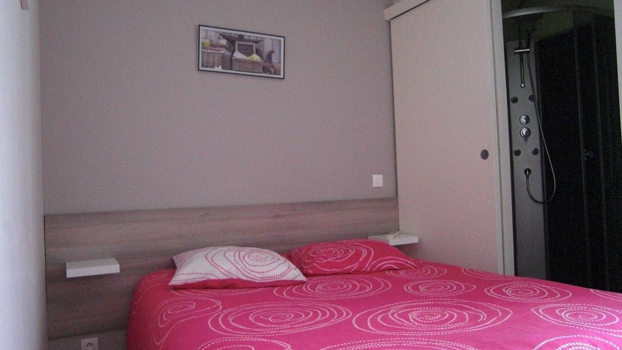 Photo of Bedroom in Epernay