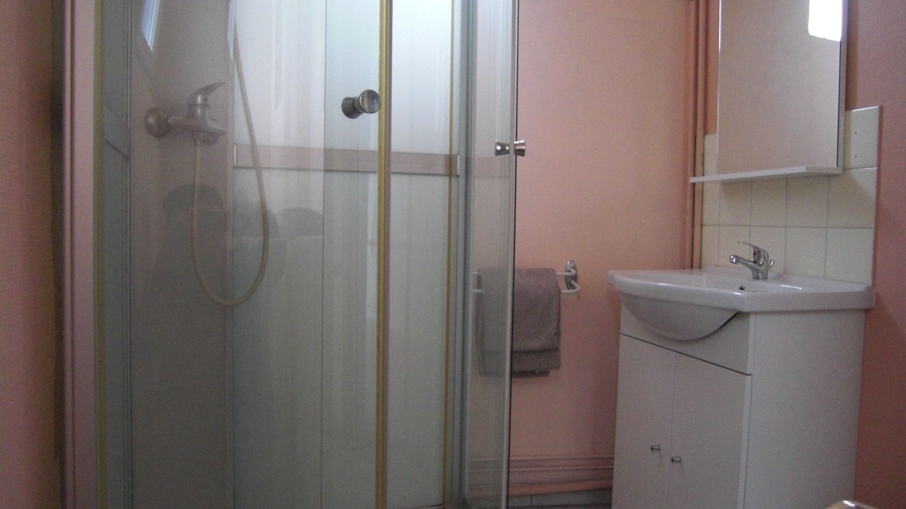 Photo of Bathroom in Epernay