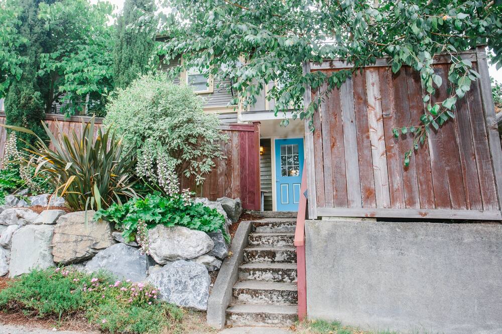 Photo of Outdoor in Genesee