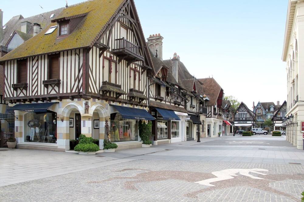 Photo of Others in Saint-Arnoult