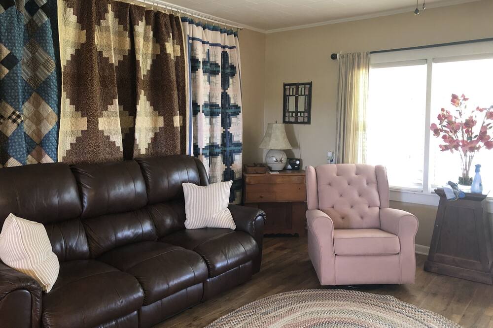 Photo of Livingroom in Sparta