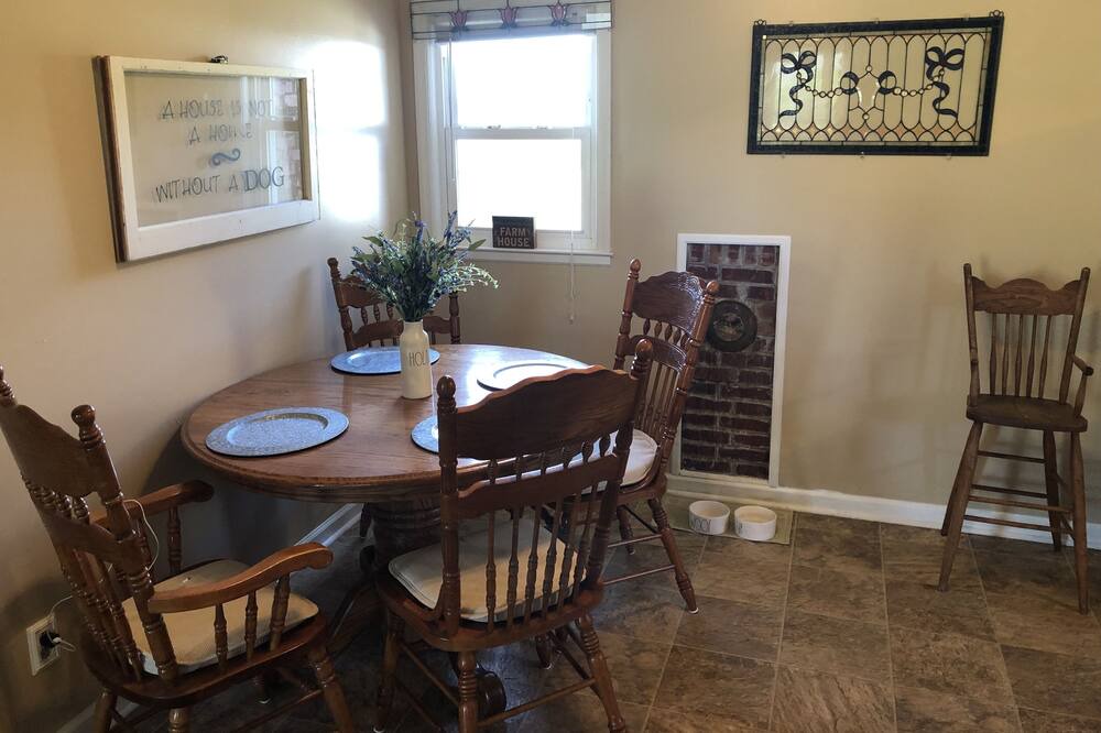 Photo of Livingroom in Sparta