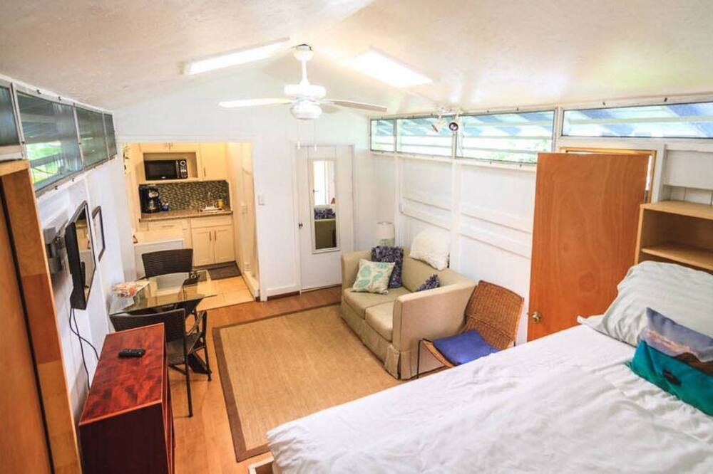 Photo of Bedroom in Kailua