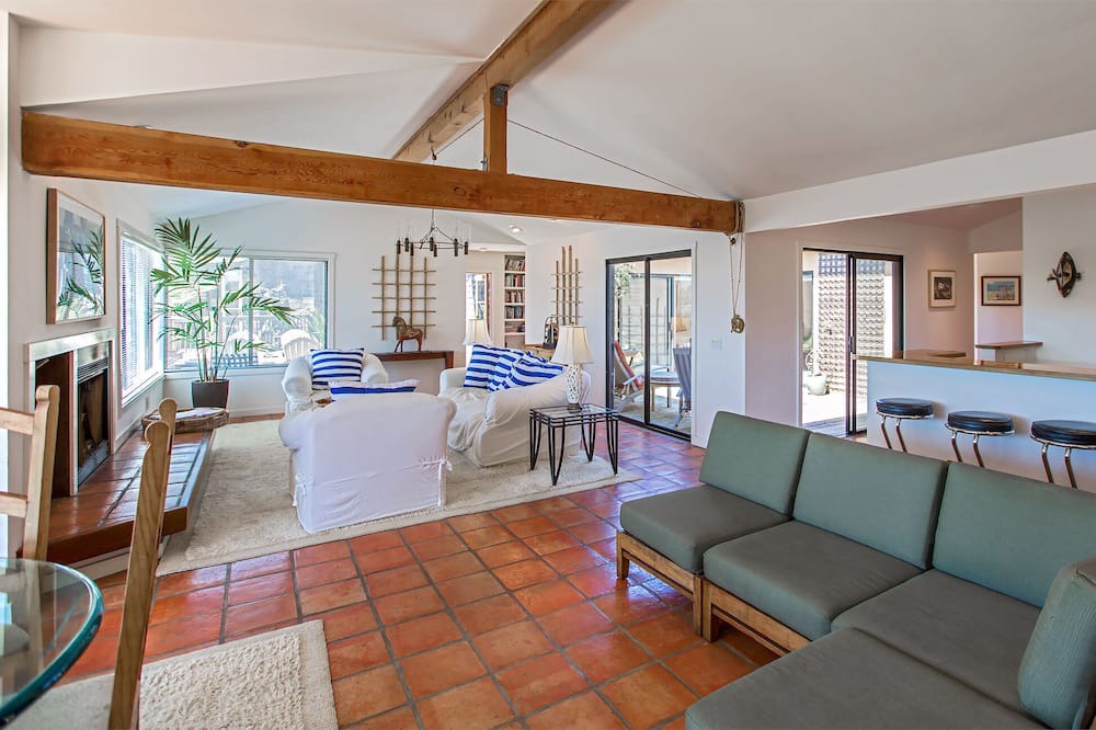 Photo of Livingroom in Stinson Beach