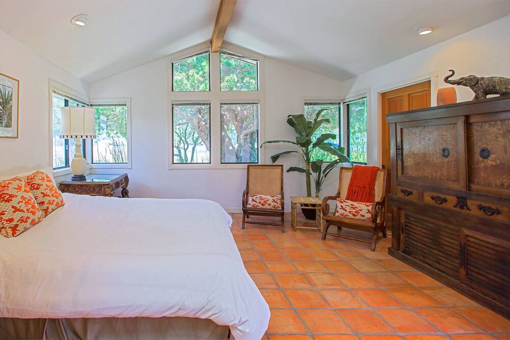 Photo of Others in Stinson Beach